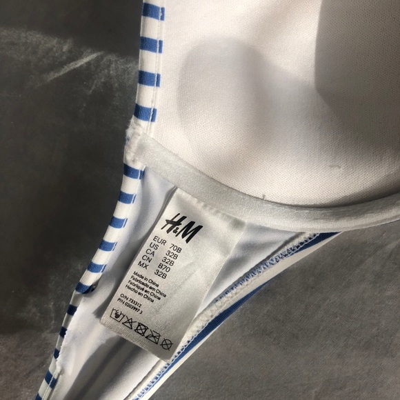 Striped push-up swimsuit top - Picture 4 of 5